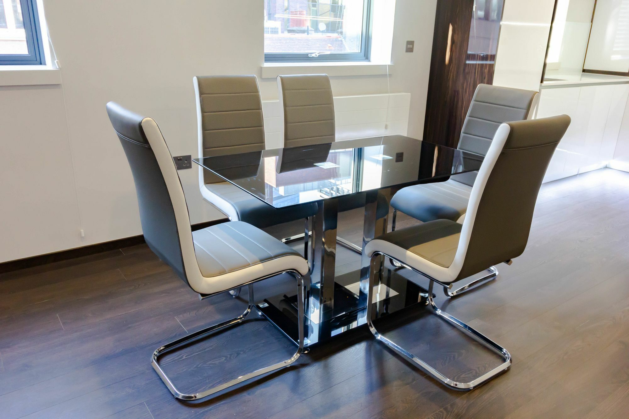 Apartamento Access Tower Hill Londres Exterior foto